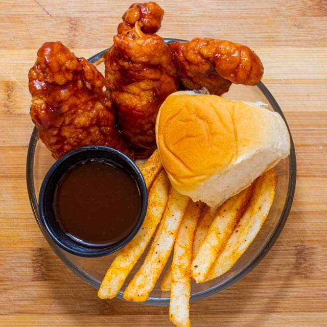 BBQ Chicken Tenders Basket.